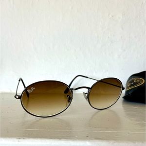 Never worn Ray-Ban oval flat sunglasses with gradient